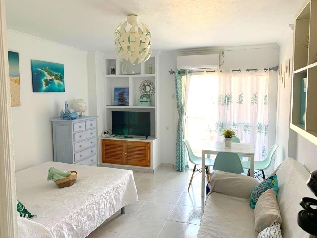 Estudio Muy Acogedor En Benalmadena Luaran gambar
